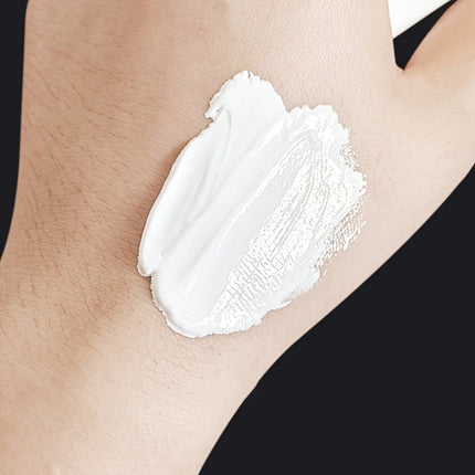White Liquid Foundation Blending Pure-15ml Silky Creamy Matte Long-Wearing Transfer-Resistant for Stage Cosplay Halloween Makeup
