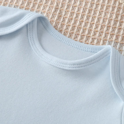 Pure Cotton Bear Sleeping on The Cloud Print Bodysuit Comfortable Onesie Cloths for Baby Jumpsuit for 0 To 12 Months Newborn