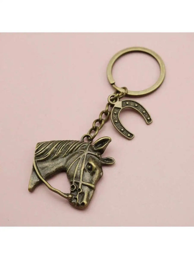 Vintage Metal Horse Head Keychain With Horseshoe Charm For Car Bag Decoration Gift