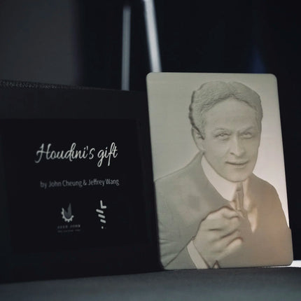 Houdini's Gift by John Cheung 3D Craftsmanship with A Classic Playing Card Visual Card Magic Tricks Props Light and Shadow