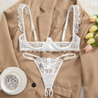 White / XL