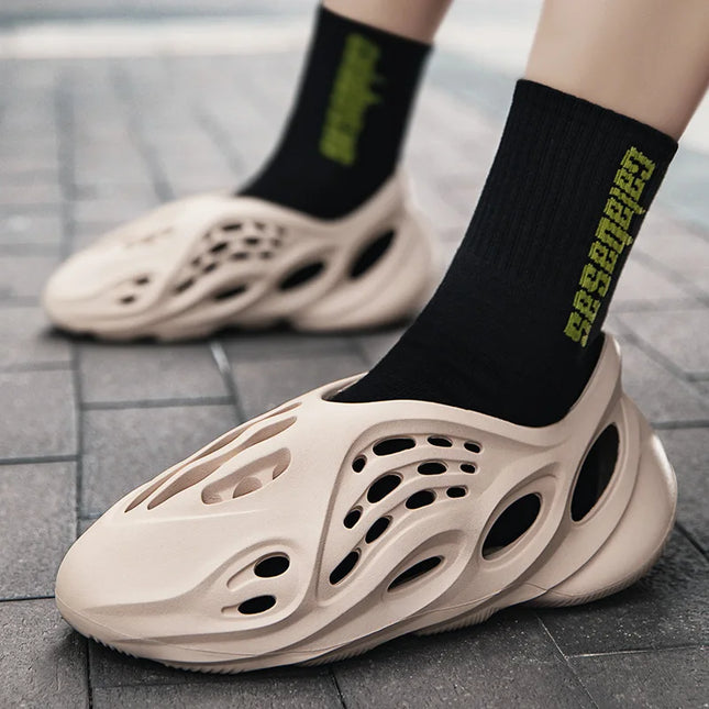 Hot Sale Of The Season Men's Coconut Hole Sandals Lightweight Slippers Teenage Beach Shoes Korean Trendy Personality Slip-On...