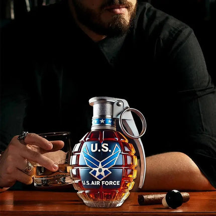 Military Hand Whiskey Bottle Engraved Hand Shape Whiskey Glass For Bar Office Home Decor Wine Cocktail Bottle Statue Decoration