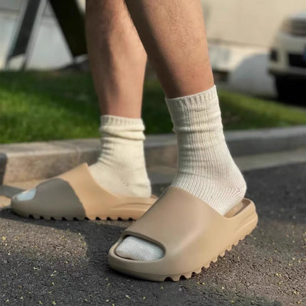 Hot Coconut Slippers Cloud Thick-soled Sandals Summer Fashion Soft Bottom Beach Men Slippers Women's Sandals EVA Slides