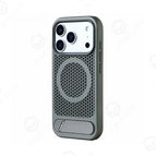 Titanium / iPhone 13