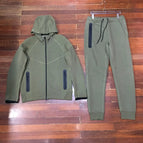 XL / 35