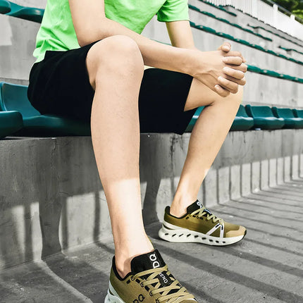 Men's Running Shoes Breathable Lightweight Comfortable Soft Bottom Casual Sports Sneakers Fashionable Shock Absorption