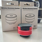 Red / Speaker