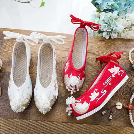 Chasing Moon Hot Sale Of The Season New Style Ming Dynasty Hanfu Shoes National Style Upturned Head Cotton Shoes Ancient Wedding