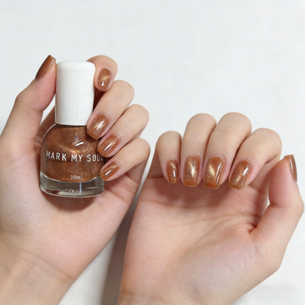 S163 Copper 10ml No-Bake Cat Eye Nail Polish. Crystal Berry color series base with berry red fragments. Quick-drying