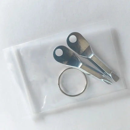 New Portable Screwdriver Outdoor EDC Key Chain Portable Multifunctional Flat Head Screwdriver Cross Key Ring Wholesale
