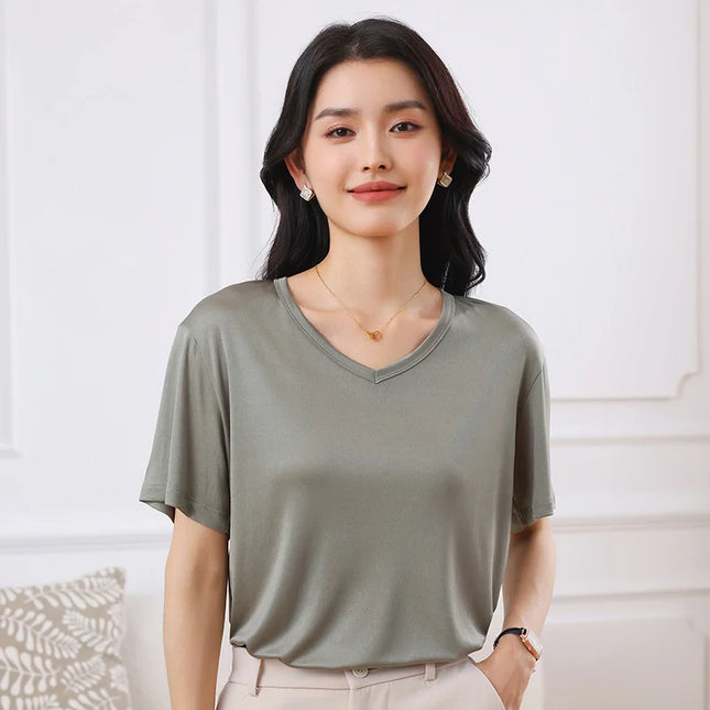 2026 Summer New Women's T-shirt V-neck Knitted Women's Short Sleeve High end Acetate Fiber White Fashion Women's Top
