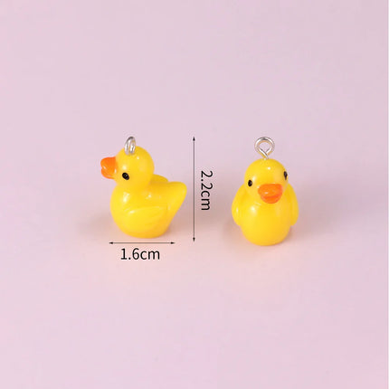 10pcs Resin Imitation Strawberry Shape Charms For DIY Key Chain Necklace Pendants Ornament Jewelry Making Accessories