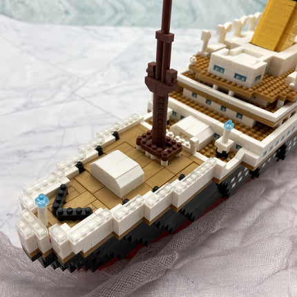KNEW BUILT Titanic 3D Plastic Model Ship Building Blocks for Adults Micro Mini Bricks Toys Kits Assemble Cruise Boat Kids Gift