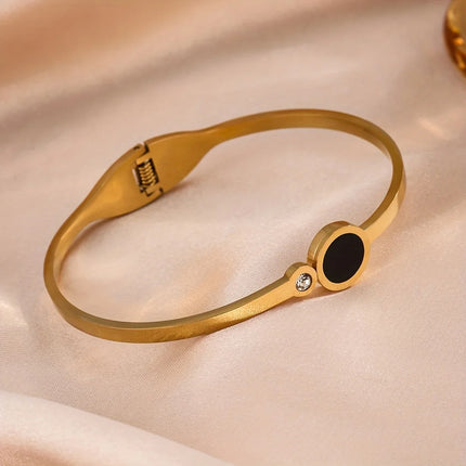 3-Piece Women's Classic Fashion Stainless Steel Roman Digital Design Jewelry Set - Necklace, Bracelet, Earrings, Unique Gifts