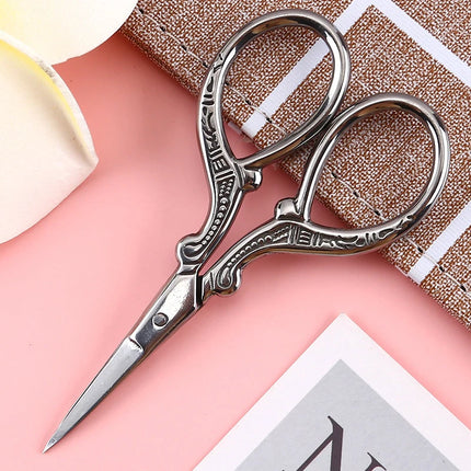 Retro Stainless Steel Sewing Scissors Handmade Cuttings Pointed Tailor Scissors Home Multifunction DIY Sewing Accessories