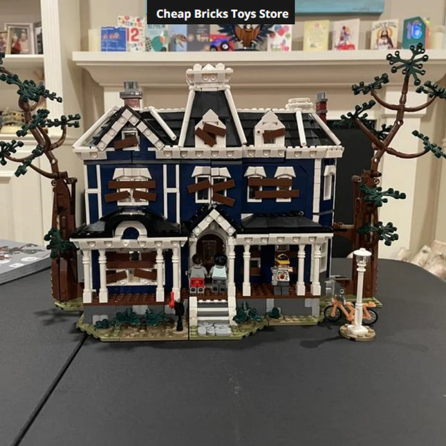 Cheapest Hot Movie Model Building Kits Creel House Building Blocks 2593pcs Stranger Christmas Birthday Toy for Family Decor Gift