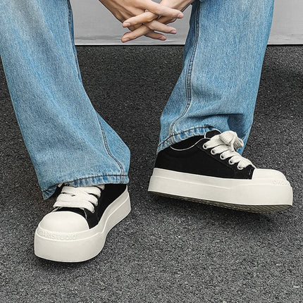 Soft Sole Lace-up Canvas Shoes Outdoor Man Sneakers Hot Sale Mens Casual Shoes Leisure Walk Vulcanize Shoes Skateboard Footwear