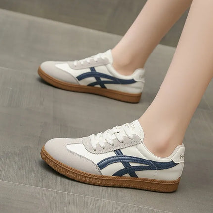 Lightweight Comfortable Sneakers for Women Fashion Striped Lace Up Sports Shoes Woman Casual Breathable Sneakers Plus Size