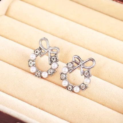 Fashion Lmitation Pearl Crystal Bow Stud Earring For Women Girl Fashion Cute Loreanearrings Party Trending Jewelry Wholesale