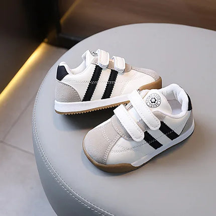 2025 Spring Children's Sneakers Walking Shoes Kids Autumn Soft Soled Non-slip Casual Sport Shoes Boys Girls Outdoor Board Shoe