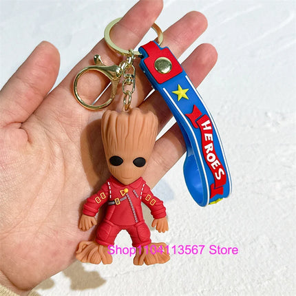 New Q Style Spider Hero Keychain Cartoon Super Heroes Deadpool Cute Doll Keyring Ornament Key Chain Pendant Kids Toys Gifts