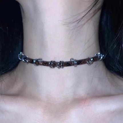 Gothic Brown Vintage Irregular Metal Circle Fine Leather Necklace Choker Sweet Cool Retro Leather Collar Choker Jewelry Y2K