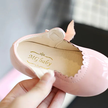 Toddlers Girls Shoes Children's Flats PU Patent Leather Kids Dress Shoes Soft Cute Princess Sweet With Butterfly-knot Bowtie New