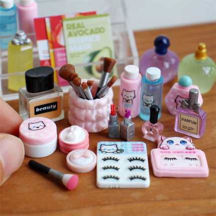 1/6 Scale Miniature Dollhouse Makeup Brush Mini False Eyelash Cosmetic Model for Doll Accessories Toy