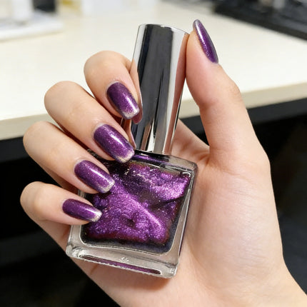 WA520 Purple12ml No-bake Cat's Eye Water-based Nail Polish, Oderless, With magnet, It dries quickly No need UV lamp, easy tear