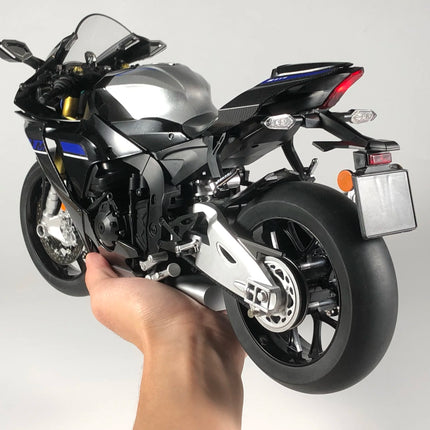 Spray 1:6 YAMAHA YZF-R1 YZFR1 Alloy Metal Diecast Model Motorcycle Desktop Display Collectible Ornament Holiday Present For Boys