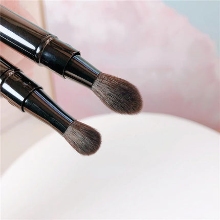 Makeup Brushes Portable Double-Headed Eyeshadow Nose Highlight Concealer Detail Blending Eyebrow Lip Makeup Brush Cosmetic Tools