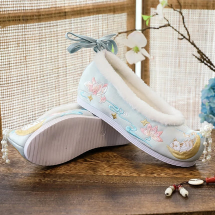 Chasing Moon Hot Sale Of The Season New Style Ming Dynasty Hanfu Shoes National Style Upturned Head Cotton Shoes Ancient Wedding