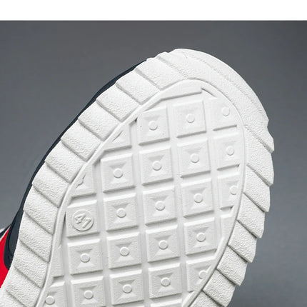 Brand protection 2026 new men's lightweight non-slip breathable wear-resistant running sports fashion versatile casual shoes