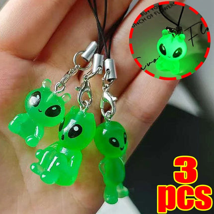 1/3pcs Luminous Alien Keychain Glow in The Dark for Phone Strap Backpack Bag Charms Funny Pendants for Women Men DIY Decoration