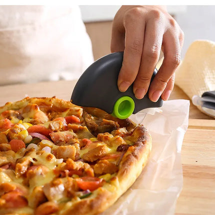 Stainless Steel Round Wheel Cutting Knife for Pizza with Lid Roller Dough Slicer Cutter Pastry Kitchen Baking Accessories Tools