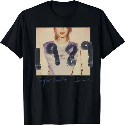 Album Book Graphic T Shirt With Midnights Red Floral Cat Elements Designs, Stylish Casual Short Sleeve Tee For Daily Wear