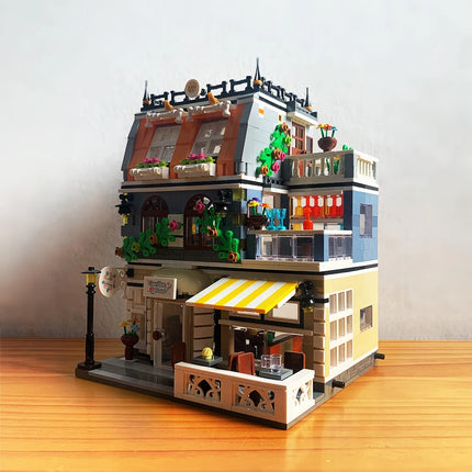 Garden Hotel Themed Building Blocks Set with Light City Street View Model Bricks Creative DIY Kit Ideal Kids Birthday Gift Toy