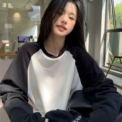 Casual Oversized T-Shirt Y2K Tops Harajuku Long Sleeve O-Neck T-Shirts Spring Autumn Black White Patchwork Tees Women Streetwear
