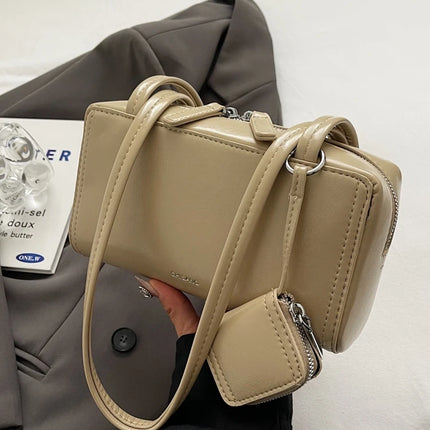 Retro Oil Wax Leather Small Bag Women's Fashion Commuter Square Bag Autumn Winter High-End Sensation Single Shoulder Armpit Bag