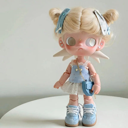 Zsiga Articulated Figure / Figurine Articulée Zsiga