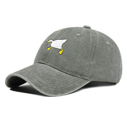 Embroidered baseball cap with goose pattern for men and women, casual and fashionable city style duckbill cap