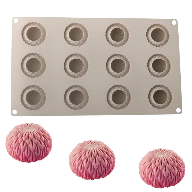 New Arrival 12 Hole Chrysanthemum Silicone Mousse Cake Mold DIY Sweet Flower Bud Mould Jelly Pudding Chocolate Fruit Baking Tool