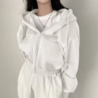 WHITE / M
