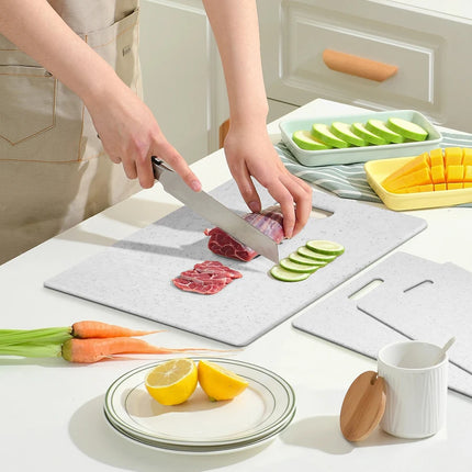 High quality PP Cutting board Thickened sorting cutting board Antibacterial comfortable handle easy to clean for kitchen use