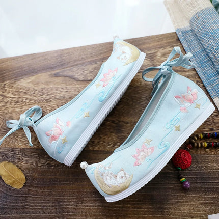 Chasing Moon Hot Sale Of The Season New Style Ming Dynasty Hanfu Shoes National Style Upturned Head Cotton Shoes Ancient Wedding