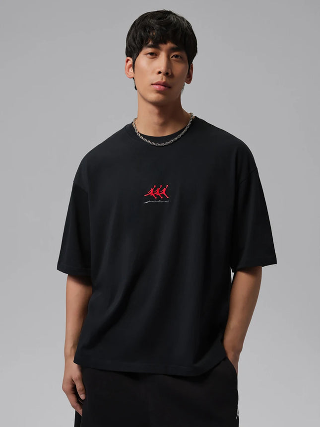Nike Men's J FLT GFX OVSZ SS CREW Sports and Leisure Short-Sleeved T-Shirt IF3134-010