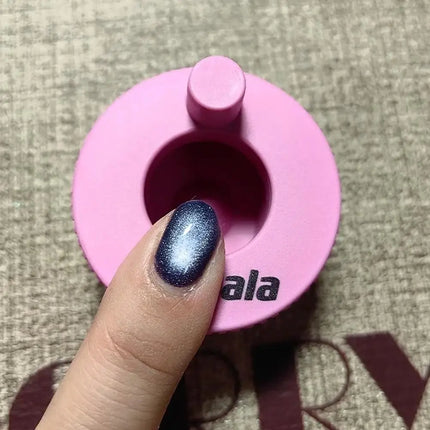 Rotating Cat Eye Nail Magnet Wide Light Glass Bead Effect Multifunctional Strong Automatic Nail Art Magnetic for Gel Nail Polish