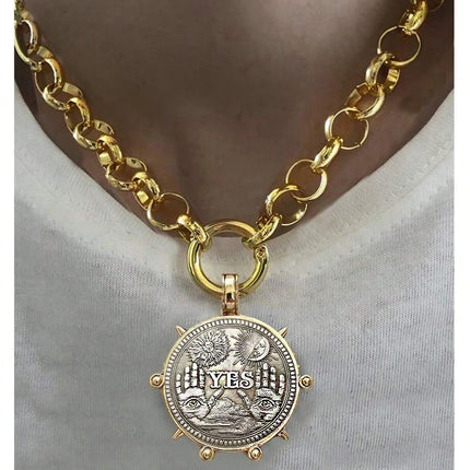Hyperbole Gothic Cuban Chunky Necklace Women Queen Coin Holy Dollar Pendant Necklace Statement Hip hop Jewelry