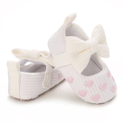 Spring and Autumn Embroidered Peach Heart Step Bow-knot Baby Shoes 0-1 Year Old Hand held Male and Female Baby Soft Bottom
